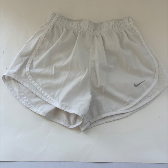Nike Dri Fit Women's XS Brief-Lined Running Shorts White w‎ Inside Pocket - Picture 1 of 14